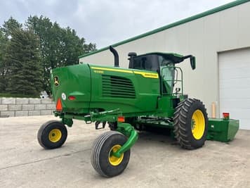 Main image John Deere W235R